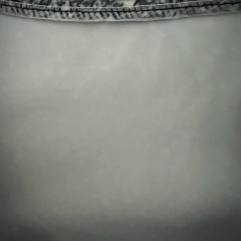 Gray Top - Picture 4 of 4